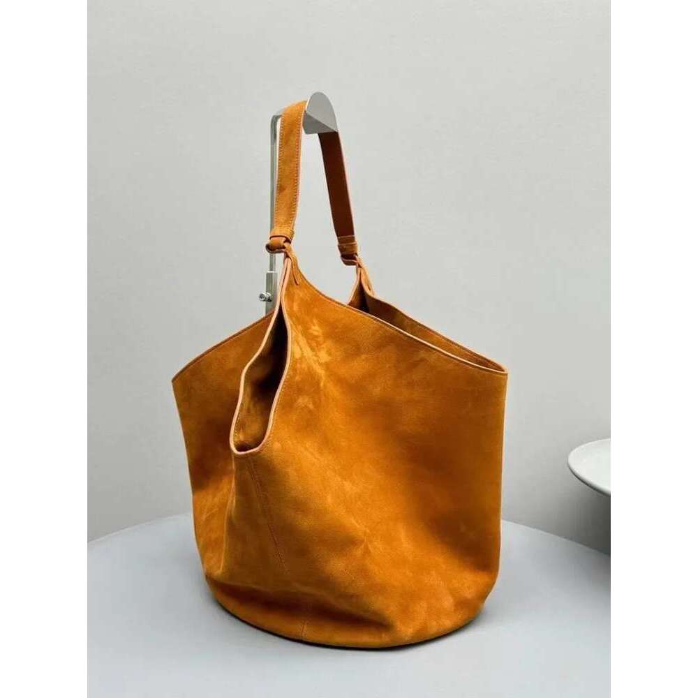 Women Casual Small Totes Handbag Vintage Solid Color Autumn Winter Cowhide Suede Leather Bucket Bag Ladies Single Shoulder Bags