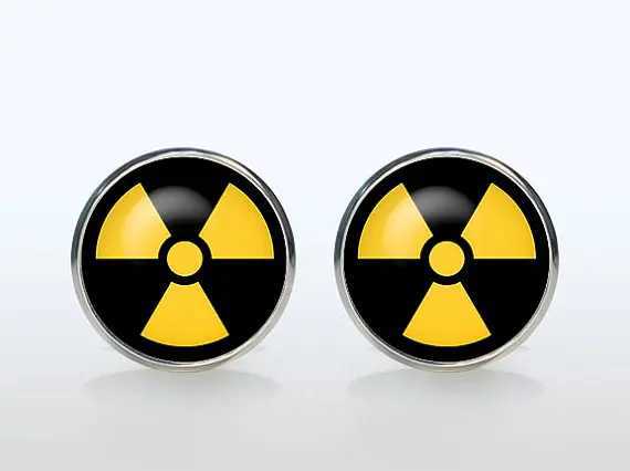 Radioactivity shirt cufflinks Radiation Symbol Retro brand Fashion plated Wedding glass cuffs Mens gift set buttonsT250412