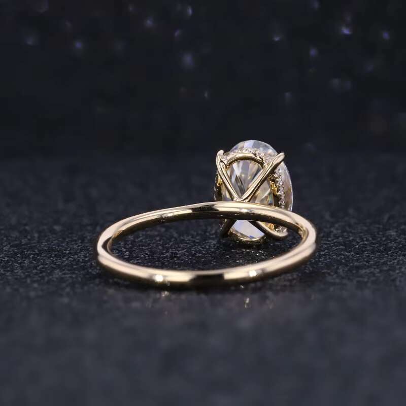 Starsgem Classic Design Oval Crushed Ice Cut 2ct Moissanite Solitarie Prong Setting Moissanite Engagement Ring