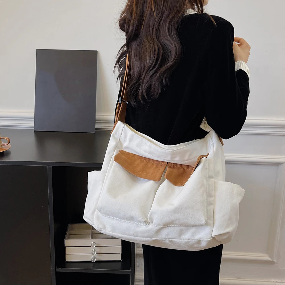 Womens retro canvas large capacity shoulder bag womens casual solid color handbag simple messenger bag 250411