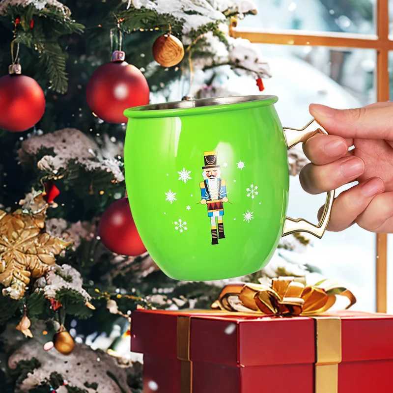 Christmas Christmas Stainless Steel Hot Red Wine Glass Red Green Snowflake Festival Mugs Metal Beer Mugs Party Xmas Family Christmas Gifts Y251112