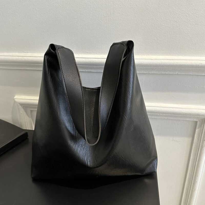 Retro soft PU leather womens shoulder bag commuting large handbag womens casual handbagXJ250412