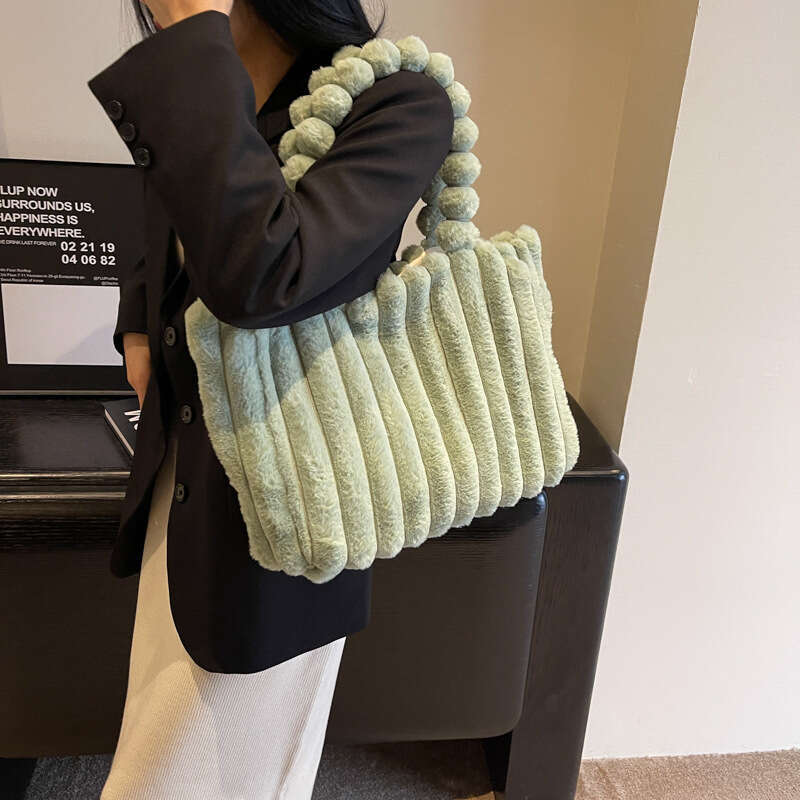 for Women Large Capacity 2025 New Autumn Winter Versatile Shoulder High-end Fluffy Commuter Tote Bag