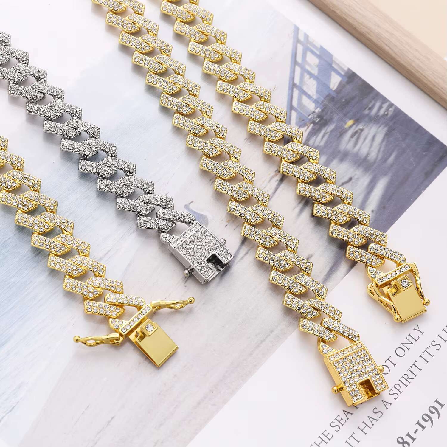 Wholesale 15mm Alloy Miami Cuban k With Iced Out Bg Dia Charm Choker
