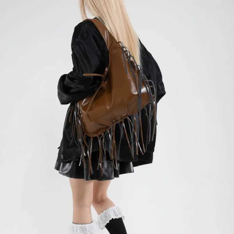 Fashionable Leather Womens Shoulder Bag High-End Luxury Brand Trendy Design Daily Vintage Commuter Casual BagW251111