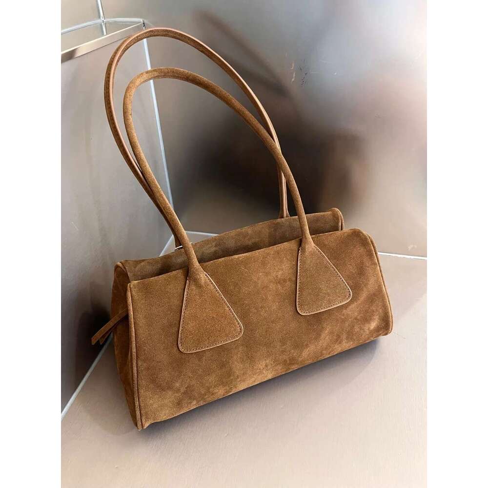 Designer Bag Niche Design French Simple Triangle Leather Shoulder Pillow Bag New Boston Fashion Handbag For Women