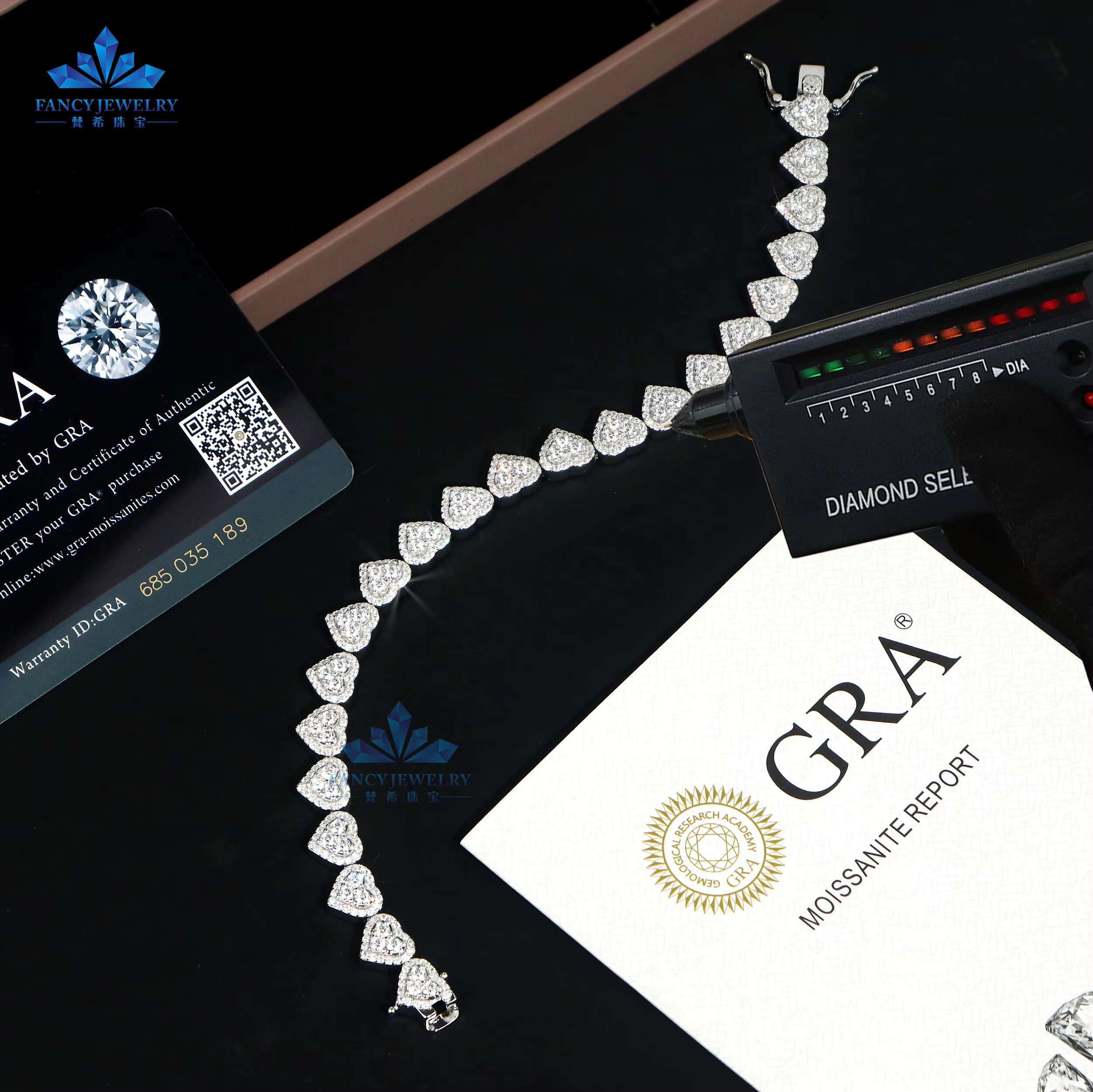 Wholesale Rhodium Plated 925 Silver Charm Bracelet Hiphop Ice Out Heart Shape Moissanite Bracelet Bangles for Men Women