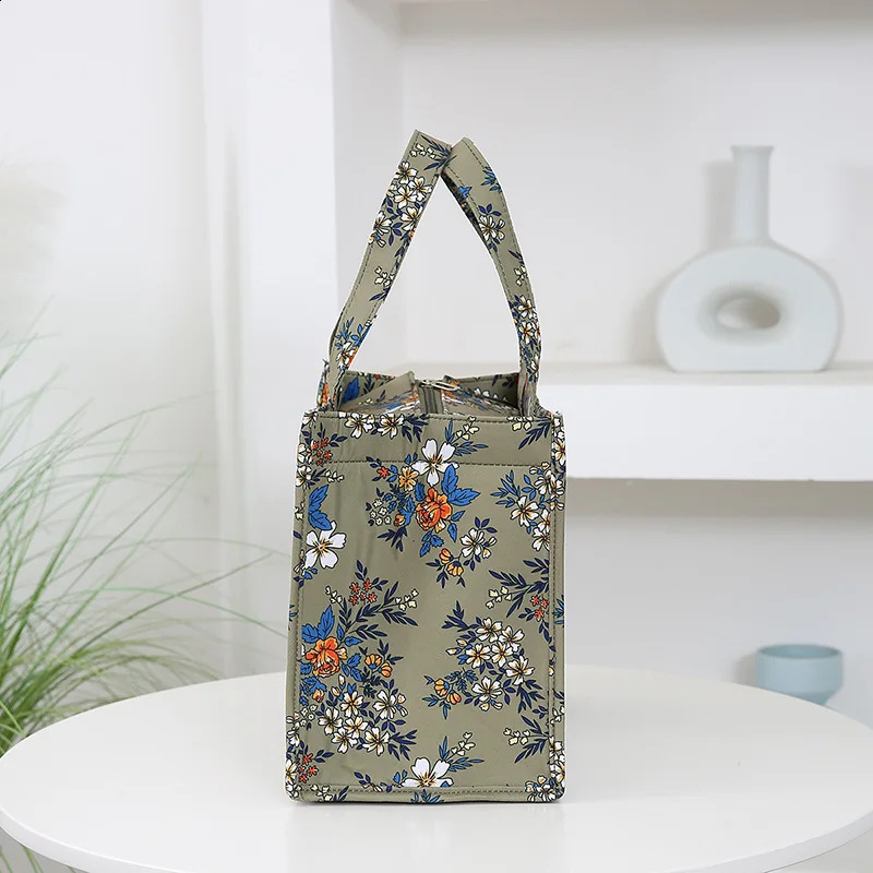 nylon printed thick capacity large handbag work portable zipper semi closed lunch box storage bag bento bag 250410