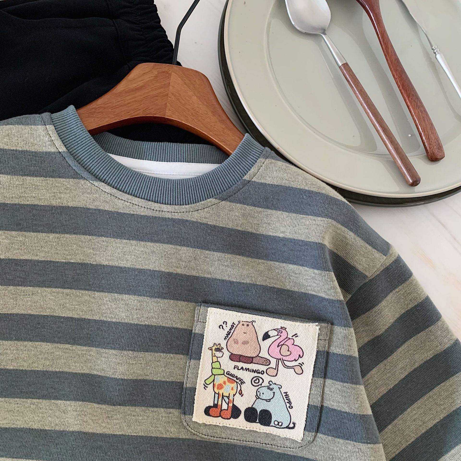 Ddmyshoesvip Children S Hoodie Spring New Round Neck Animal Pocket Boy Cartoon Long Sleeved Pullover H