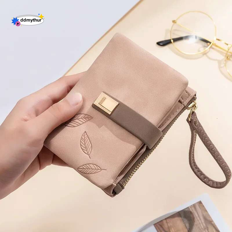 Fashion Female Wallet Short Leaf Print Women Small Nubuck Leather Purse with Wrist Strap ddmythur