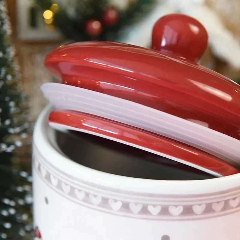 Christmas Nordic Style Christmas Clause Round Sealed Jar Candy Candied Dried Fruit Nut Food Storage Ceramic Container Kitchen Accessories Y251112