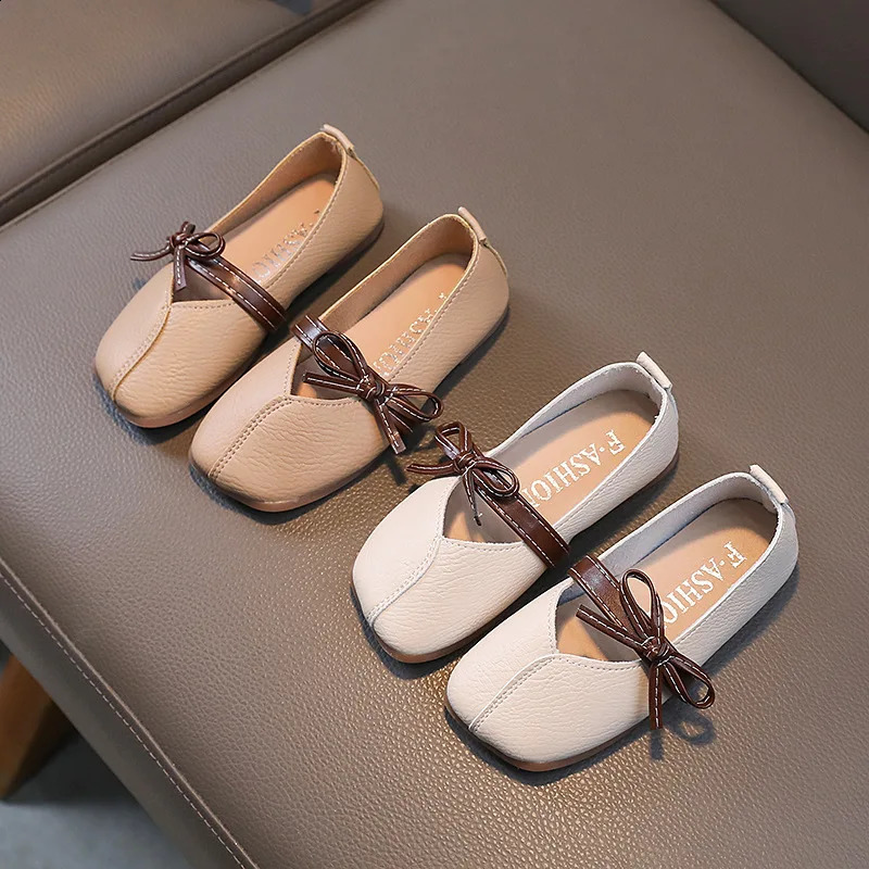 Girls leather shoes fashionable childrens bow soft comfortable flat shoes student baby casual shoes spring autumn H698 250411