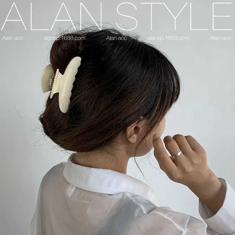 9cm long acetate hair crab hairpin suitable for girls to roll up their hair style Dalis claws Y2504012