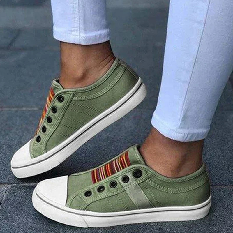 Low-cut Trainers Canvas Flat Shoes Women Casual Vulcanize Shoes Women Summer Autumn Sneakers Ladies 250411