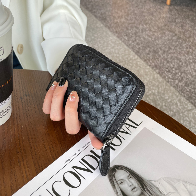 2025 new Genuine leather women's coin purse and card holder integrated bag sheepskin hand-woven with zipper large-capacity card clip