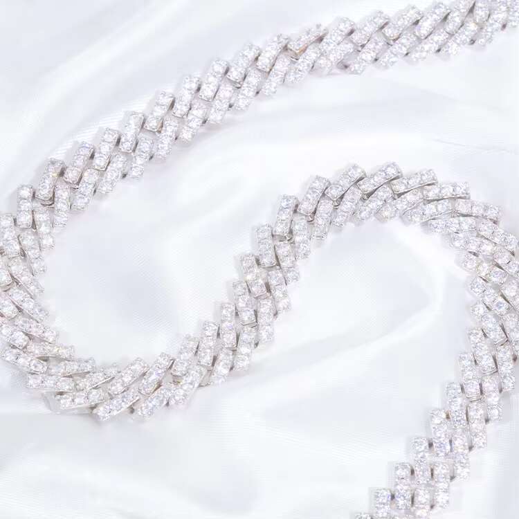Wu Zhou Customized Hiphop Style Single Row Chain Sterling Silver VVS Top Quality Moissanite Cuban Chain Link for Rapper Jewelry
