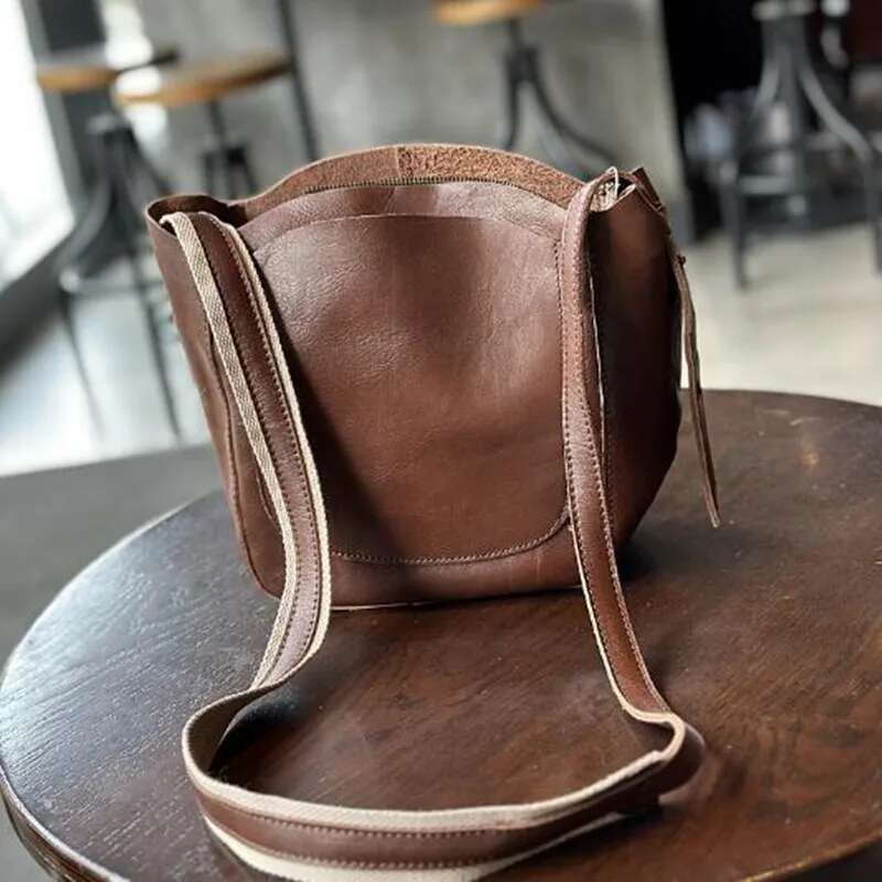 Tanned Cow Leather Crossbody Bag Korea Women Leather Handbag Design Vintage Bucket Phone Shoulder Crossbody Bags