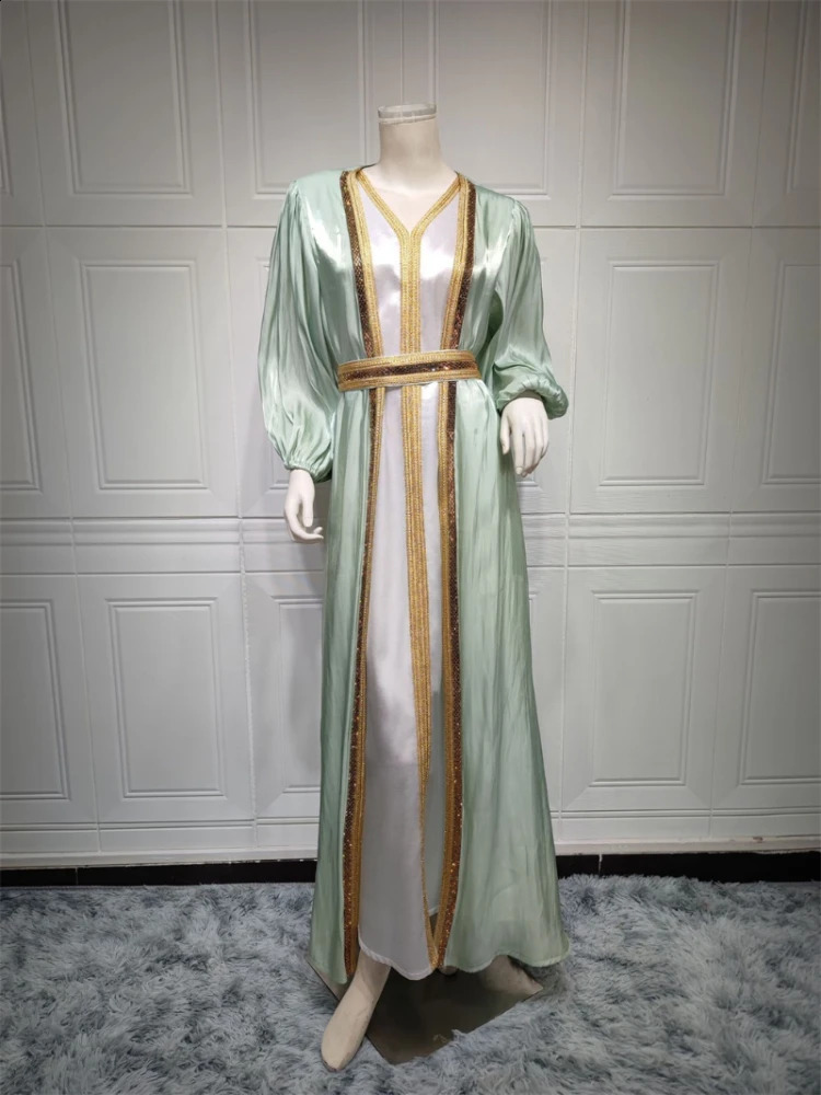Moroccan Caftan y Silk Satin Elegant Lantern Sleeves 3Piece Dress Diamond Abaya Muslim Set Ramadan Womens Wear 250411