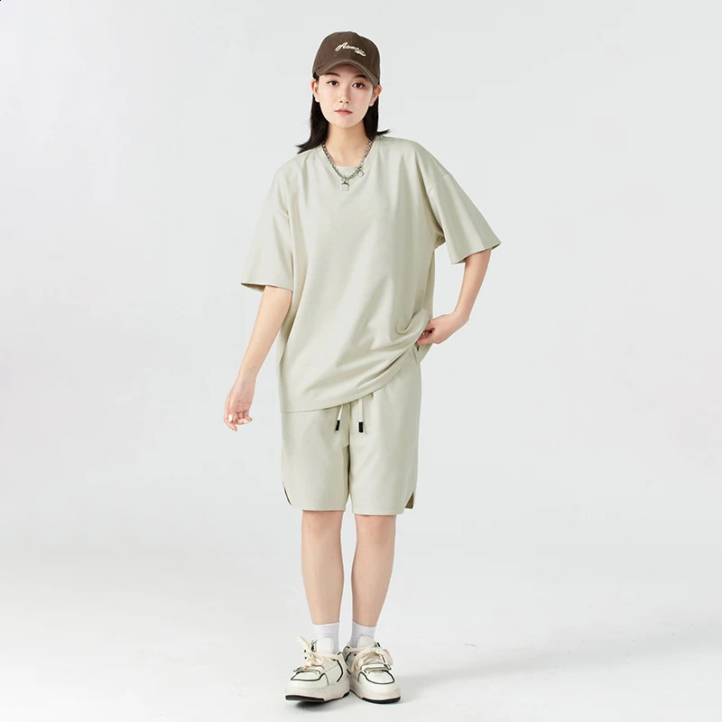 Summer Slim Couple Short Sleeved T-shirt With 5/4 Shorts Set Comfortable Breathable Outdoor Sports and Fitness Womens Set 250411