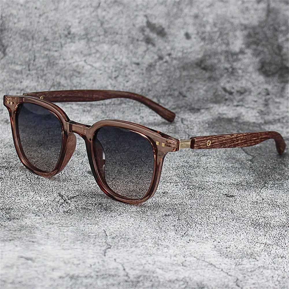 2024 New Arrival Men Vintage Wooden Frame Sunglasses Classic Brand Sun Glasses Coating Lens Driving Eyewear for Men/women Z250411