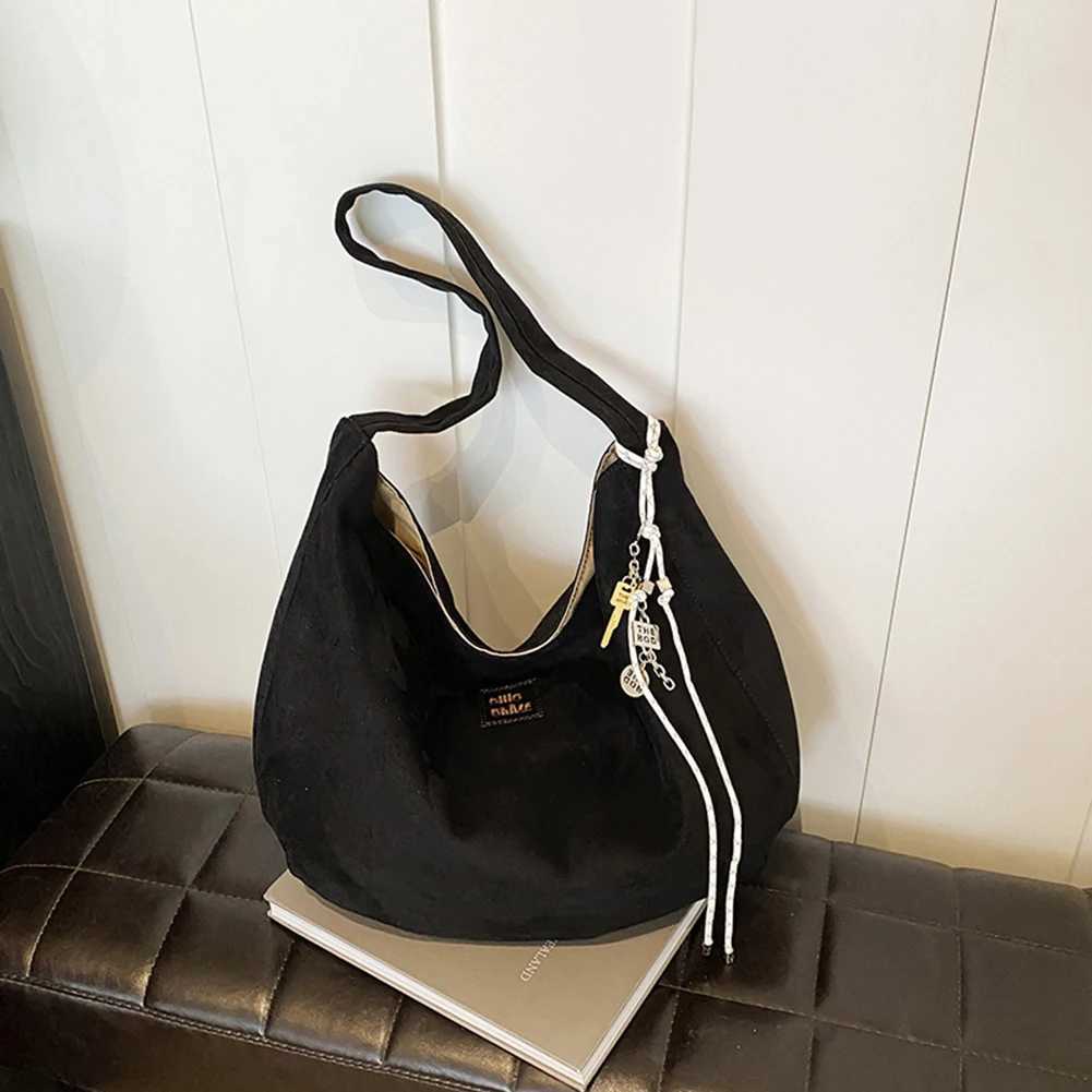 Womens suede bucket bag magnetic closure handbag with inner pocket crescent bag handbag used for work and travelXJ250412
