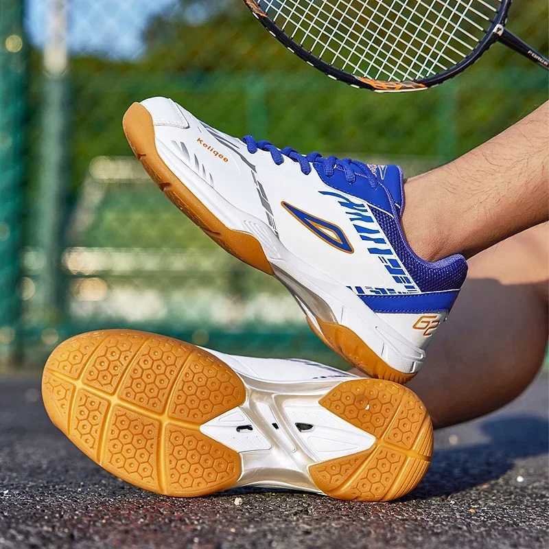 New Tennis Shoes Mens Badminton Sneakers Light Table Tennis Footwears Luxury Gym Sneakers M training running shoes for man Z250411