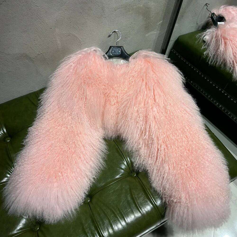 Designer Clothes Pink Cropped Mongolian Warm Curly Jacket Winter Natural Sheep Fur Coat Hot Selling