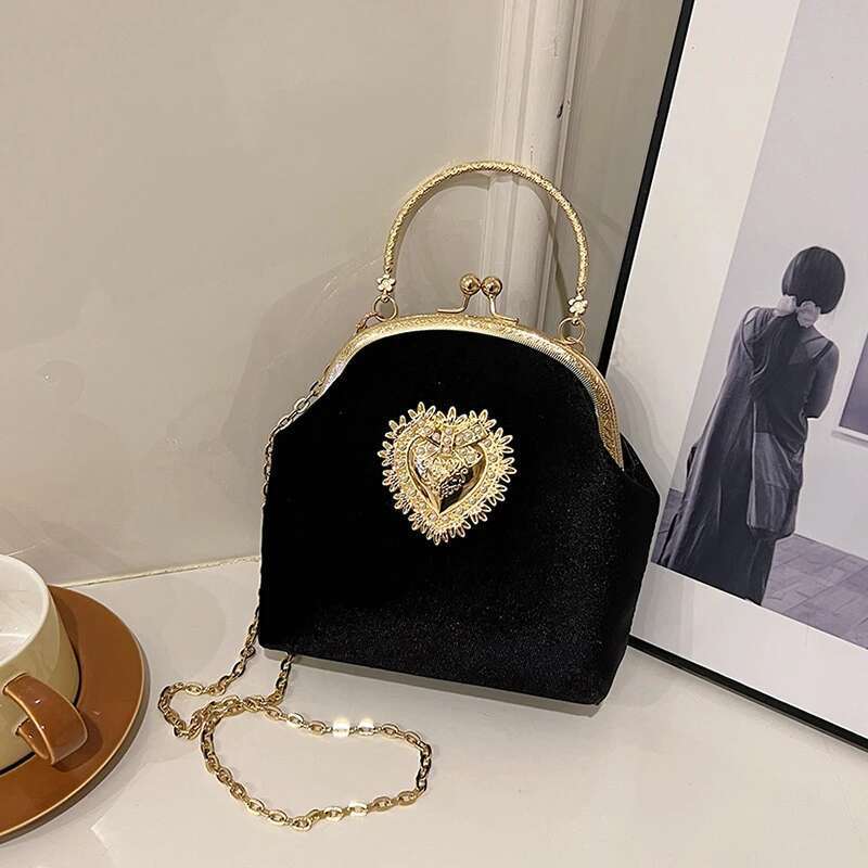 Veet Frame Heart Dinner Hand Dias Chains High Quality Shoulder and Crossbody Bags for Women 2025 Fashion Hot Sale