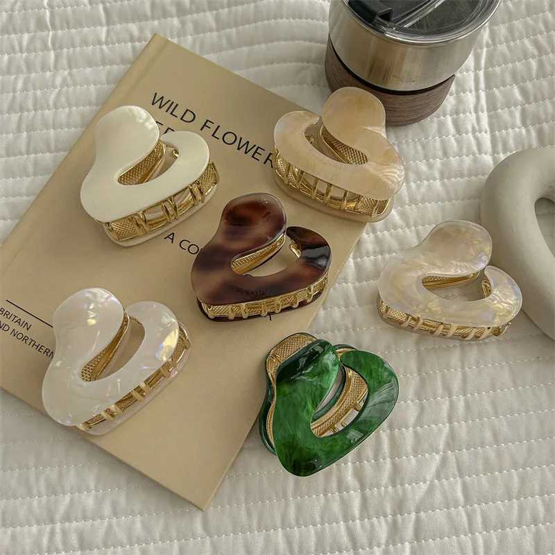 Irregular shaped acetic acid claw clip suitable for women with hair tied to the back of the head Y2504012