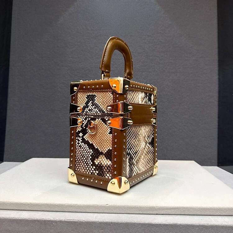 Designer Brand 2023 New High-Quality Leather Square Box Fashion Hand Crossbody Bag For Women Hot Sale