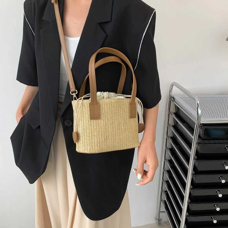 Knitted travel bag Str womens beach bag wrist bag womens handbag womens handbag womens handbag womens handbagXJ250412