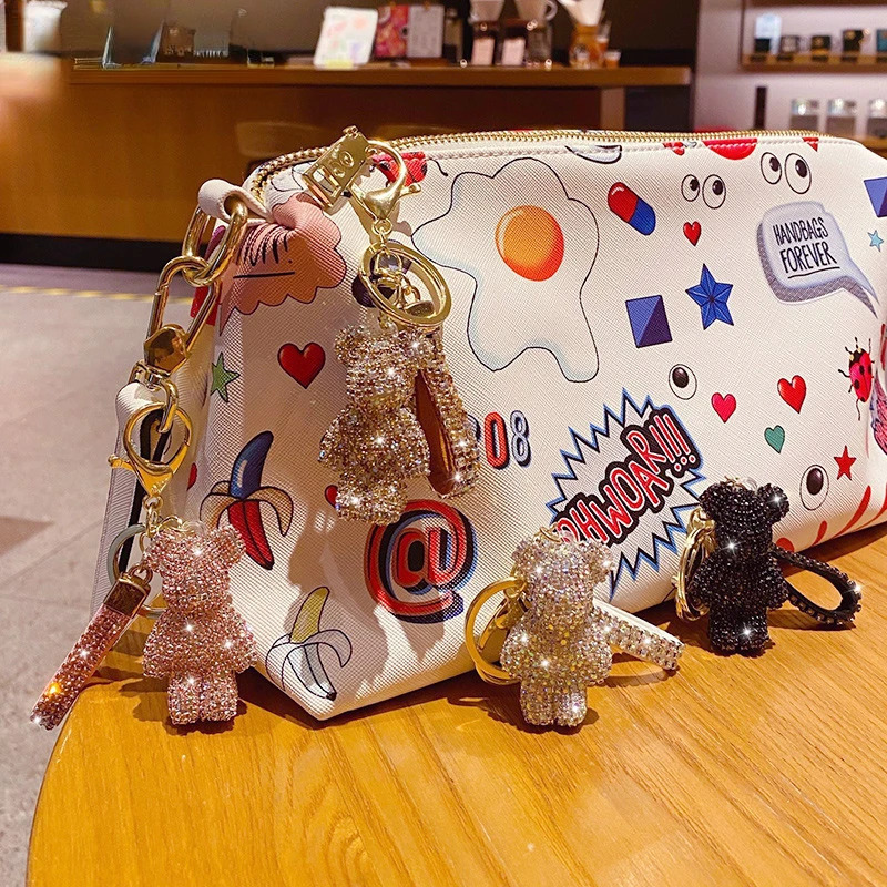 Cute Rhinestones Tassel Bear Keychain Couple Keychain Girl Decoration Small Pendant Car Key Ring Student Bag Pendant 251110