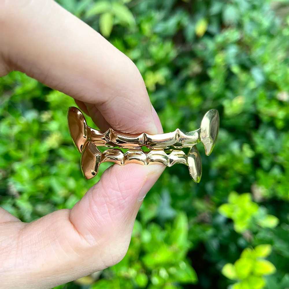 Rachelz Hip Hop Fans Oral Teeth Grillz Trend Glossy Hat Decoration Womens Jewelry Role Playing Party Gifts Dental Grills W250412