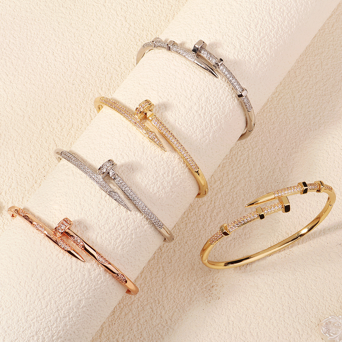 Classic Woman's Nail Shaped Open Bracelet Luxurious Gold Color Sparking Zircon Bracelet For Fashion - forward Events Designer Bangles for women D