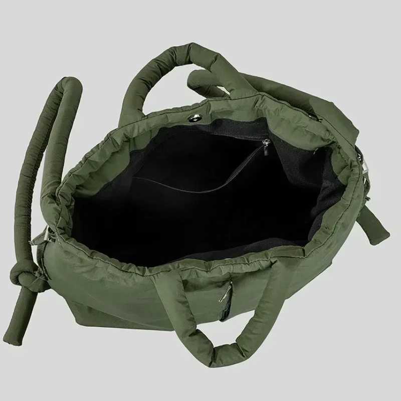 Casual Nylon Pads Handbag Designer Soft Inflatable Womens Shoulder Cross Bag Simple Retro Large Capacity HandbagXJ250412