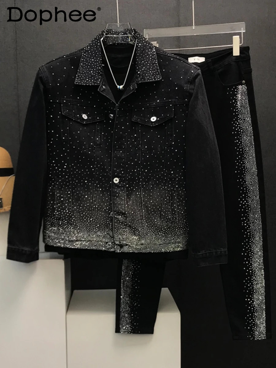 Mens collar loose shoulder padded jacket casual handsome long sleeved chic denim top diamond denim jacket 250409