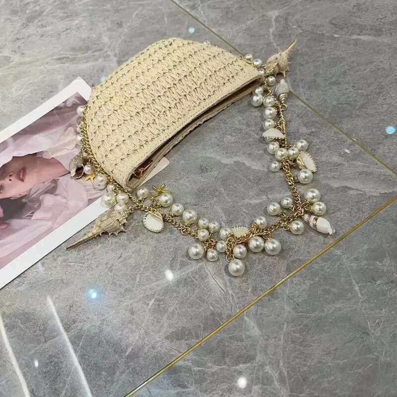 New Pearl Conch Grass Woven Handheld Beach Vacation Women's Pursecell Phone Bag