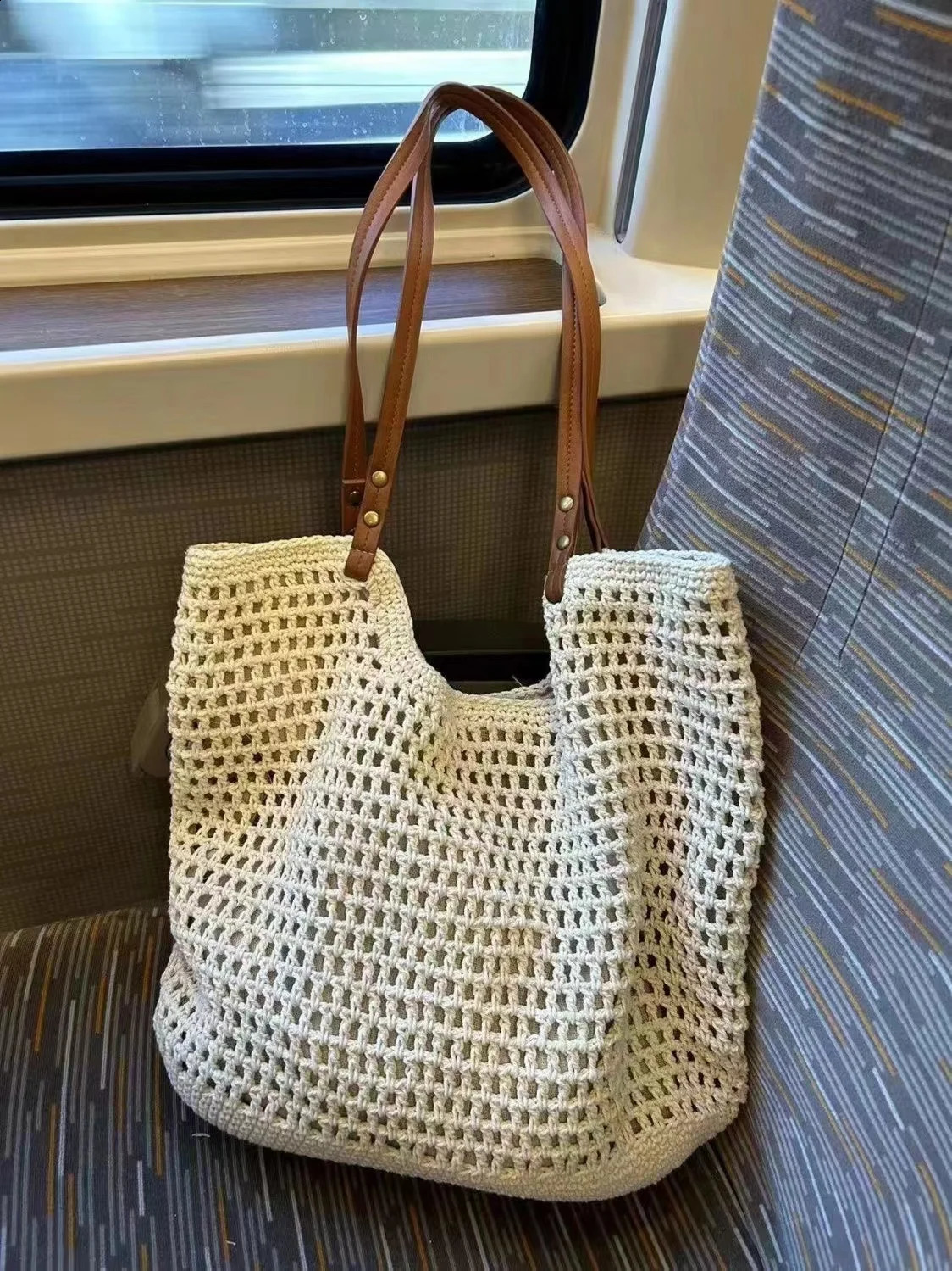 Leisure hollow mesh large capacity hand-held tote bag cotton woven shoulder bag summer Bali beach vacation womens bag 250407