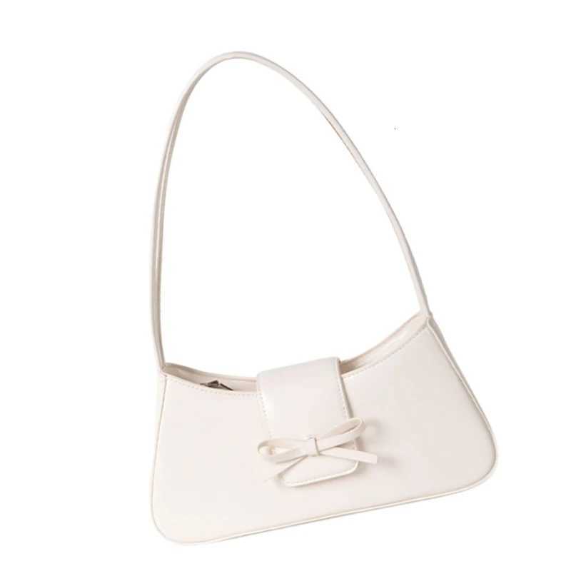 Trendy Shoulder Bag Purse With Buckle Versatile Underarm Bag PU Leather Handbag For Fashionable WomenT2511112