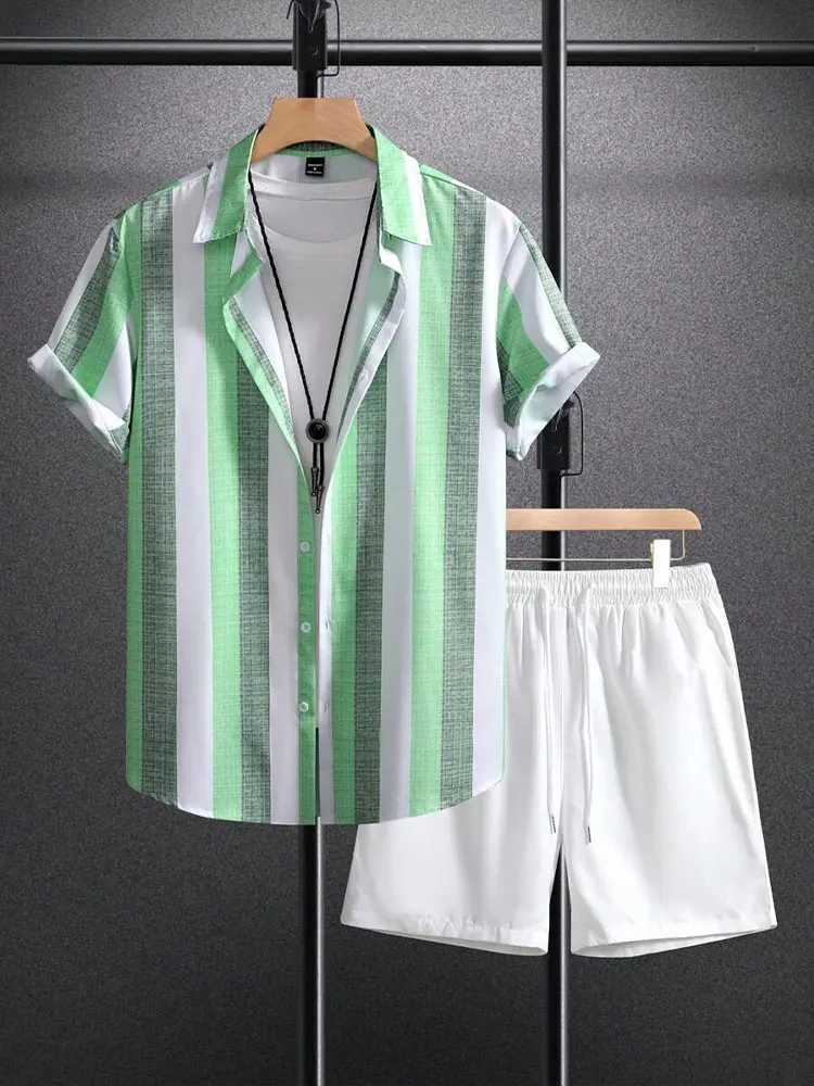 Fashionable summer beach black and white printed mens two-piece casual shirt short sleeved Hawaiian shorts mens suitXJ250412