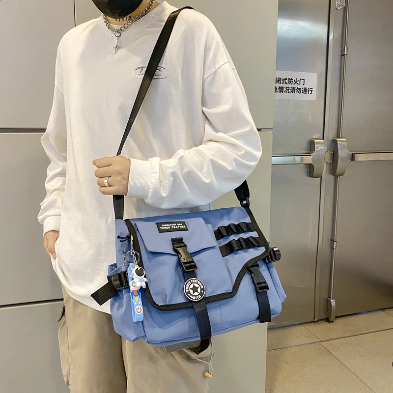 Neutral nylon fabric messenger bag with multiple pockets large capacity shoulder shopping bag student backpack womens handbag 250411