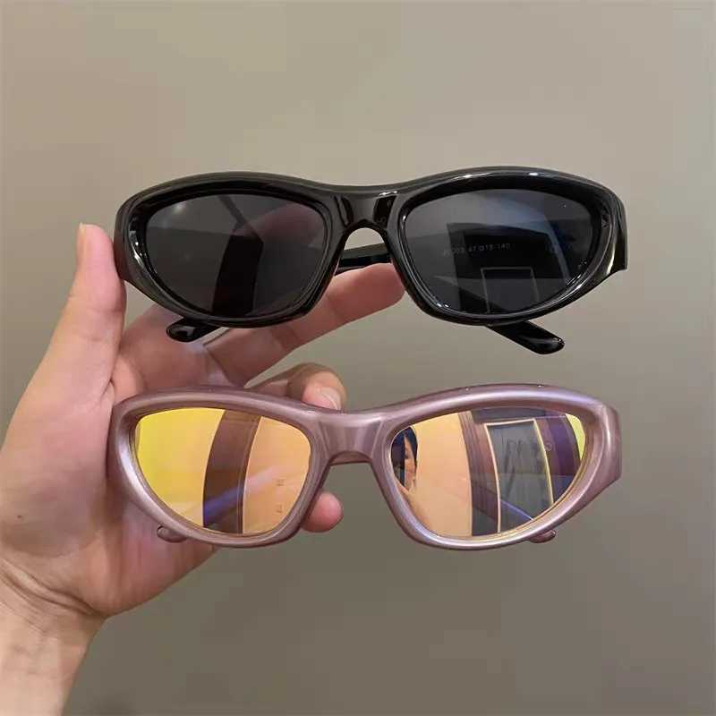 Y2k Punk Sports Sunglasses for Women Men Fashion Mirror Sun Glasses Shades UV400 Driving Outdoor Street Photo Goggle EyewearC250411