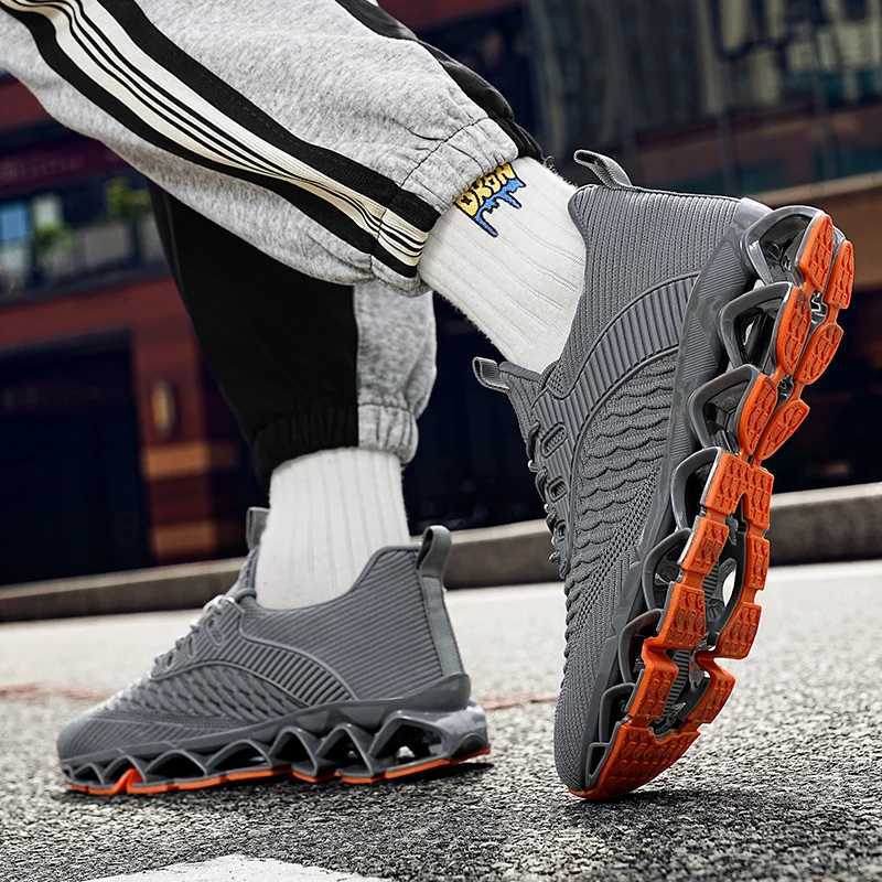 Large Size Blade Running Shoes for Men Antiskid Damping Cool Outsole Walking Trekking Leisure Summer Running Zapatills Sneakers Z250411