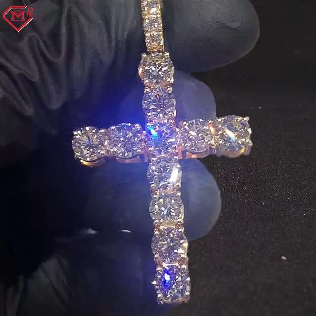 Hiphop Moissanite Cross Pendant White Gold Plated Shining Ice Out 925 Sterling Silver Moissanite Pendant