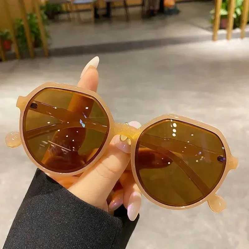 New Fashion Sunglasses Women Brand Designer Sun Glasses Female Popular Colorful Vintage Eyewear UV400 Oculos De Sol Z250411