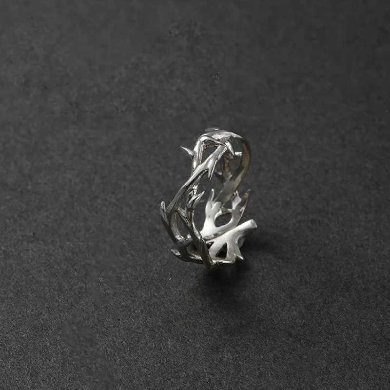 Retro Ins style adhesive mens and womens rings with branches thorns couple ring gifts fashion and personalityXJ250412