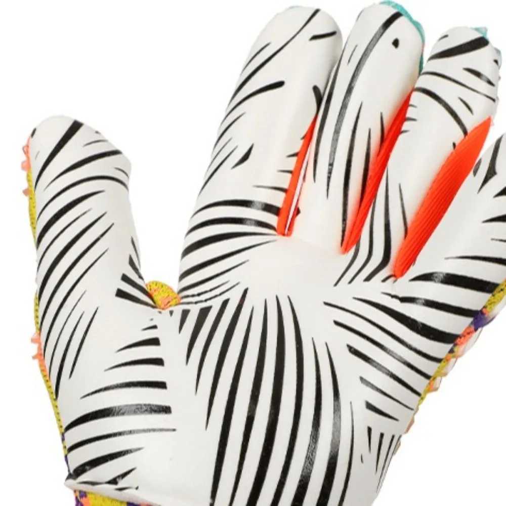 Anti slip goalkeeper gloves with thick protection for fingers professional football goalkeeper glove pads for childrenXJ250412