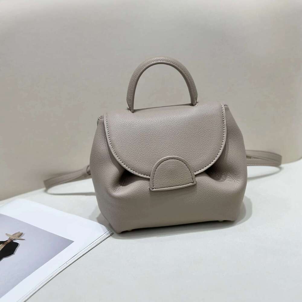 French Niche Design Handbag Lychee Pattern Contrasting Pig One Shoulder Crossbody Smig Face Bag Small Size