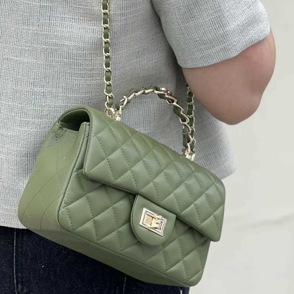 Argyll Genuine Leather Womens Crossbody Bag Sweet Fresh Versatile Daily Use Handbag Chain Strap Small Square Bag From ChinaW251112