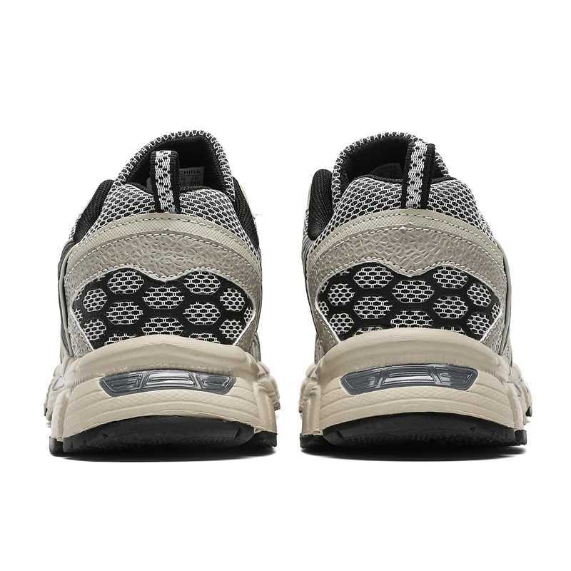 2025 Spring New Mens Fashion Network Surface Breathable Sports Daddy Shoes All Casual Comfortable Running Mountaineering ShoesC250411